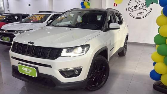 JEEP COMPASS 2.0 16V FLEX NIGHT EAGLE AUTOMÁTICO JEEP COMPASS 2.0 16V FLEX NIGHT EAGLE AUTOMÁTICO